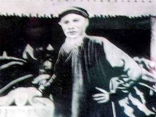 Đào Tấn