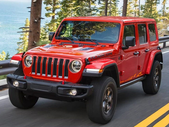 Xe Jeep 2 cửa Wrangler Rubicon khác gì bản 4 cửa?