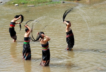 Lễ hội gội đầu - BOOKING TOUR