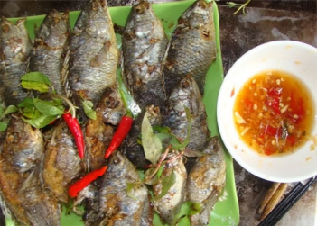 Hướng dẫn cách kho cá rô phi với gừng non thơm ngon - BOOKING TOUR