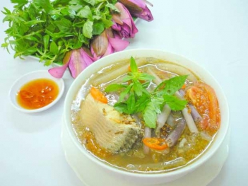Canh cá rô phi đầu mùa ngon nhất - BOOKING TOUR