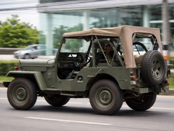 Xe Jeep cũ: Kinh nghiệm mua xe offroad để tránh rủi ro - BOOKING TOUR